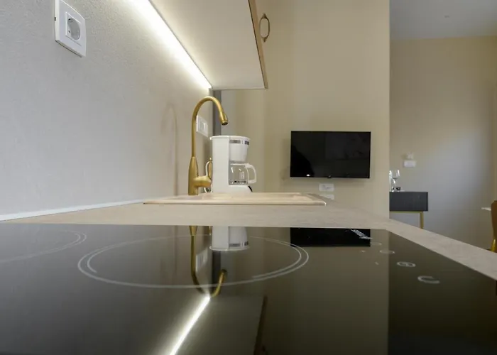 Nikola's & Joanna's * ארגוסטולי