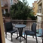 Nikola's & Joanna's Διαμέρισμα *